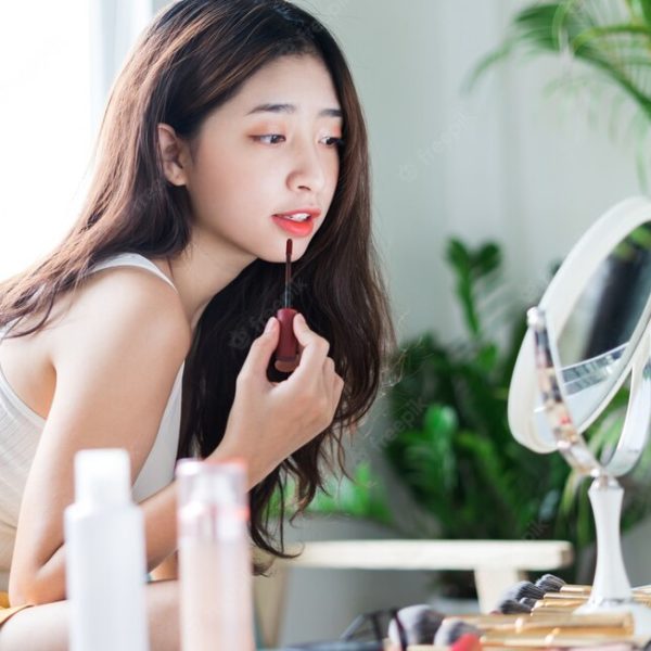 【妝前保濕】肌膚太乾搞到甩皮又浮粉?即睇拜年妝前護理Tips!