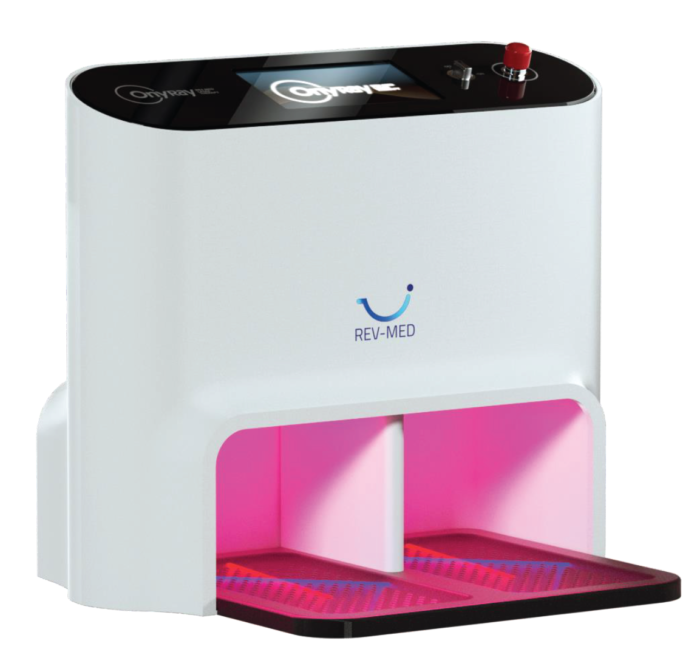 OnyRayS 是一種用於治療受損指甲的美容儀