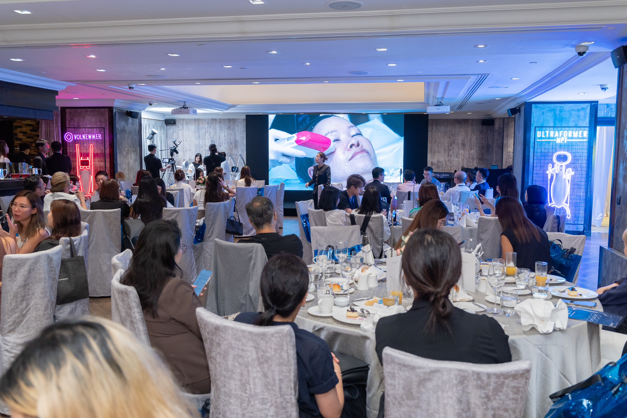 現場進行VOLFORMER實機演示